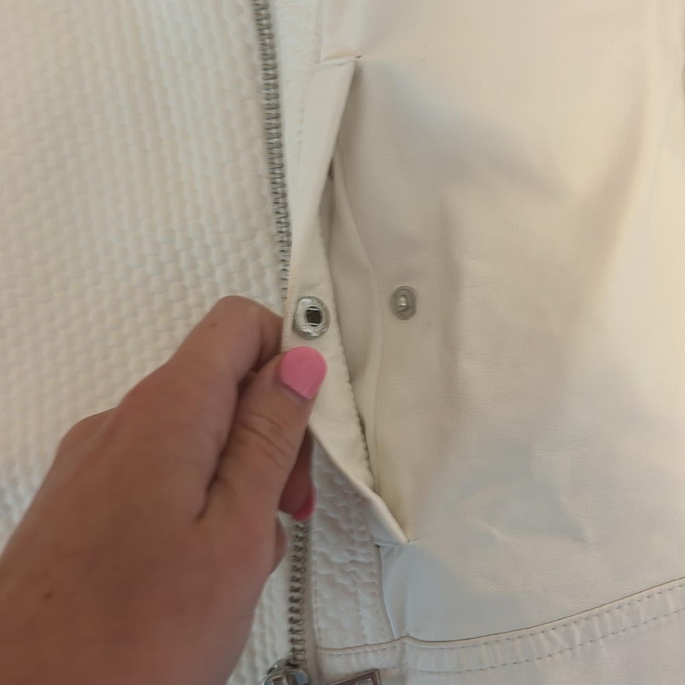 BEBE FAUX LEATHER BOMBER JACKET - Picture 5 of 7
